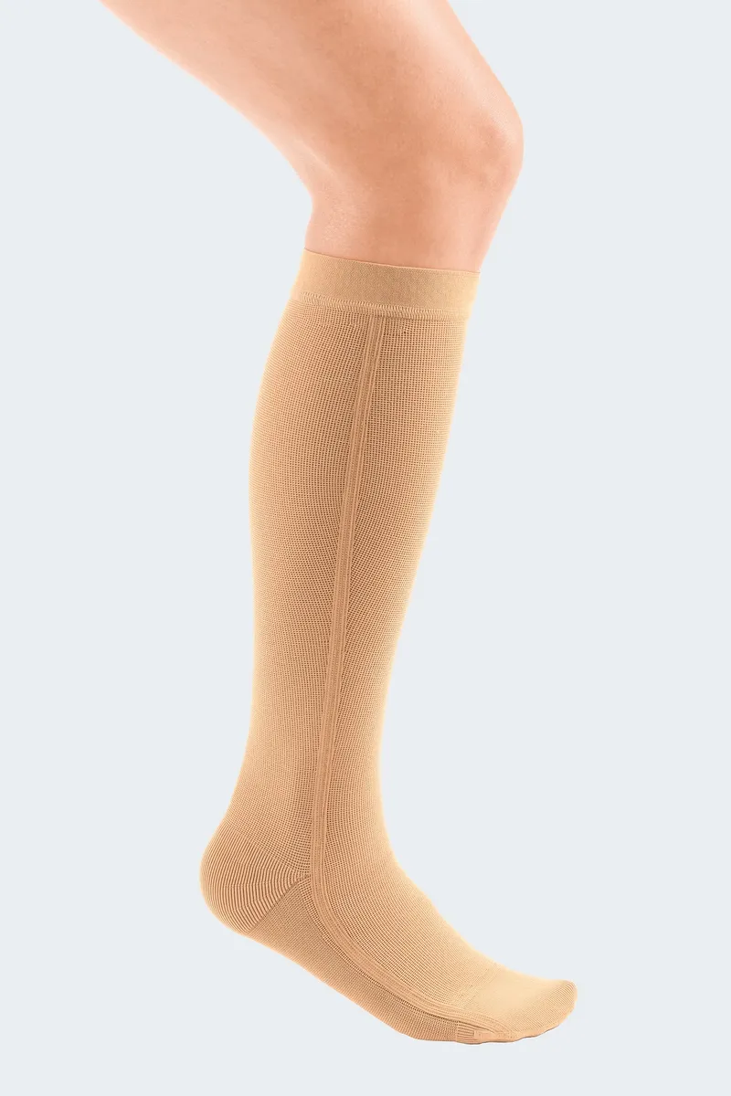 200x300-mediven-cosy-caramel-CA-DET-AD-lateral-seam-ct-079-low