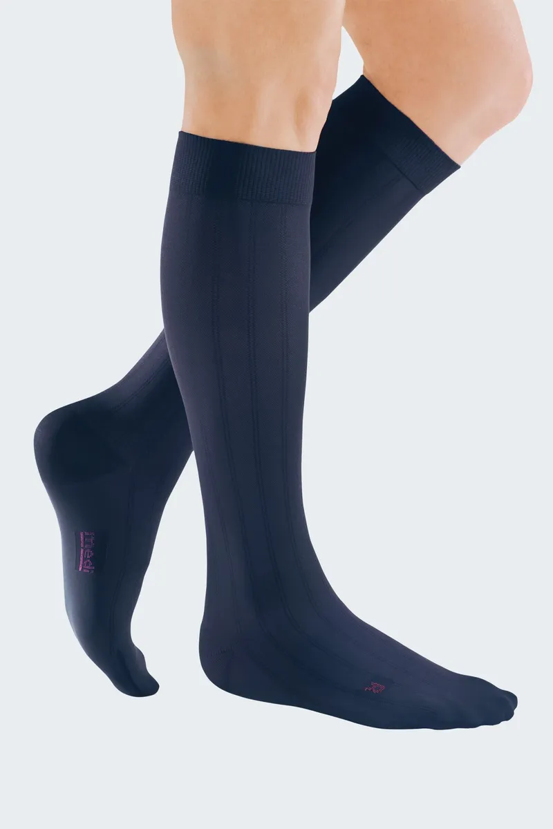 mediven-for-men-compression-stockings-navy-m-4155